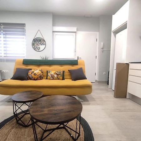Comfortable Studio In Barrio Salamanca - Bejar マドリード エクステリア 写真