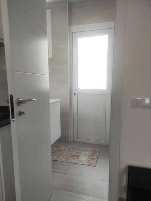 Comfortable Studio In Barrio Salamanca - Bejar マドリード エクステリア 写真