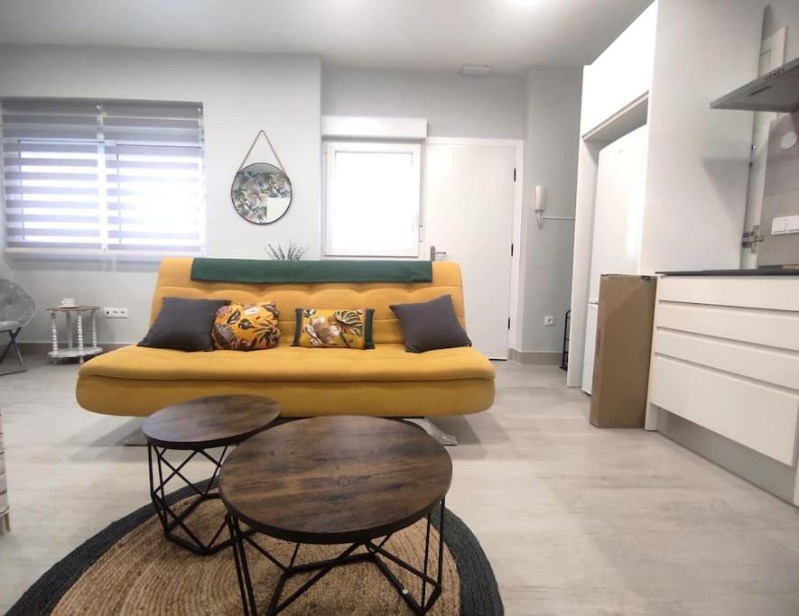 Comfortable Studio In Barrio Salamanca - Bejar マドリード エクステリア 写真
