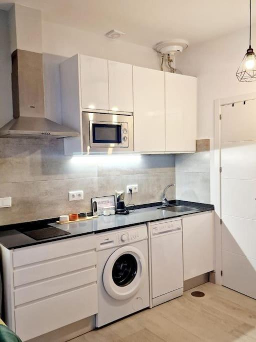 Comfortable Studio In Barrio Salamanca - Bejar マドリード エクステリア 写真
